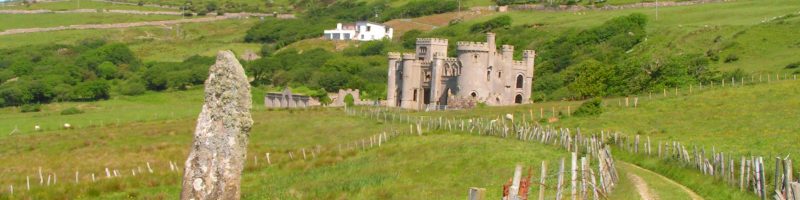 http://www.annee-scolaire-etranger.org/wp-content/uploads/2018/07/Irlande-Co-Galway-Clifden-Menhir-et-Chateau_ok-800x200.jpg